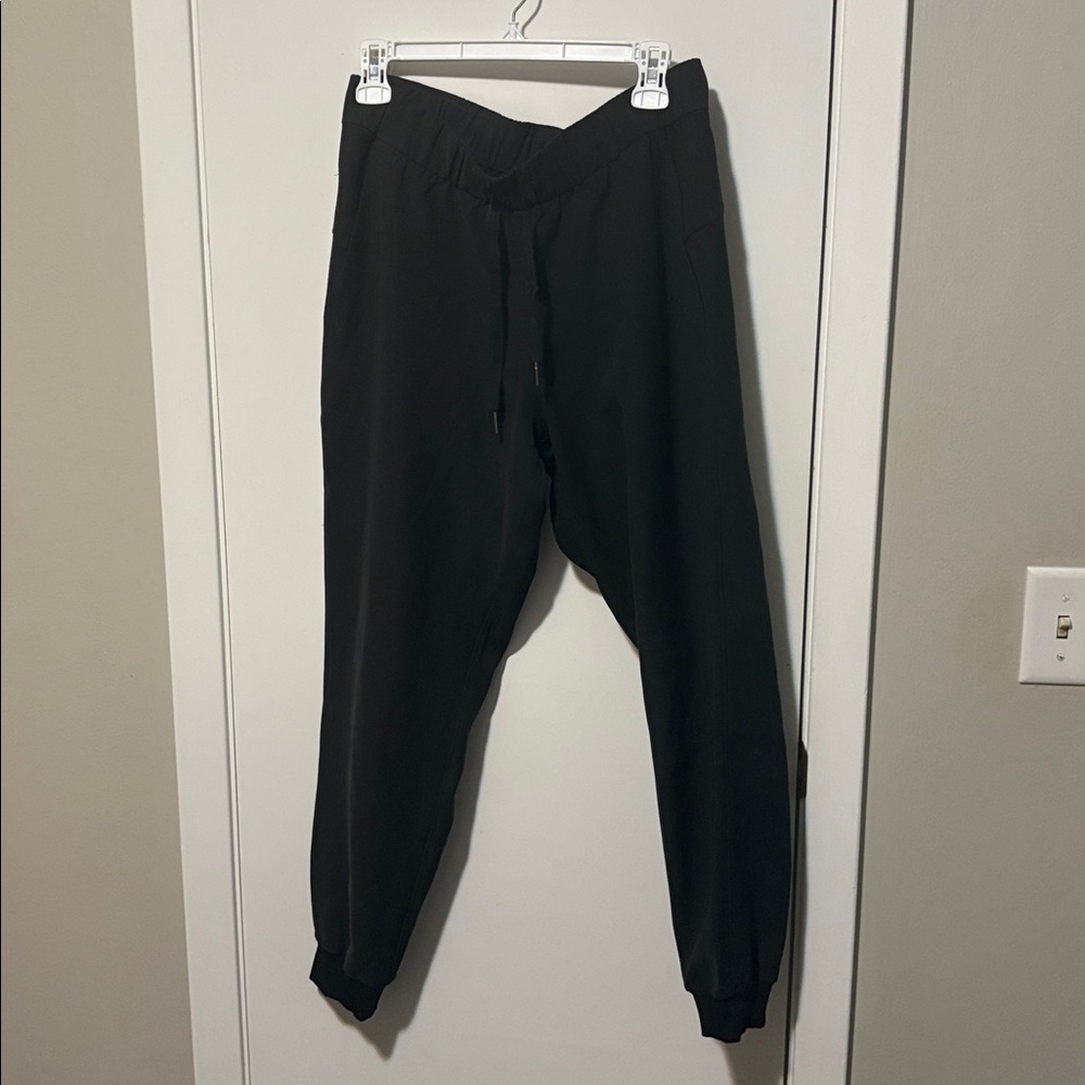 Lululemon Black joggers size 8